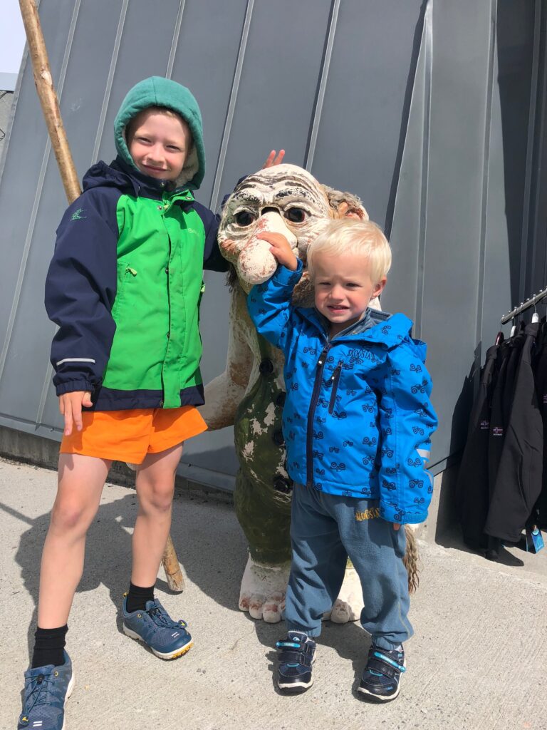 Thor Robson og Charlie